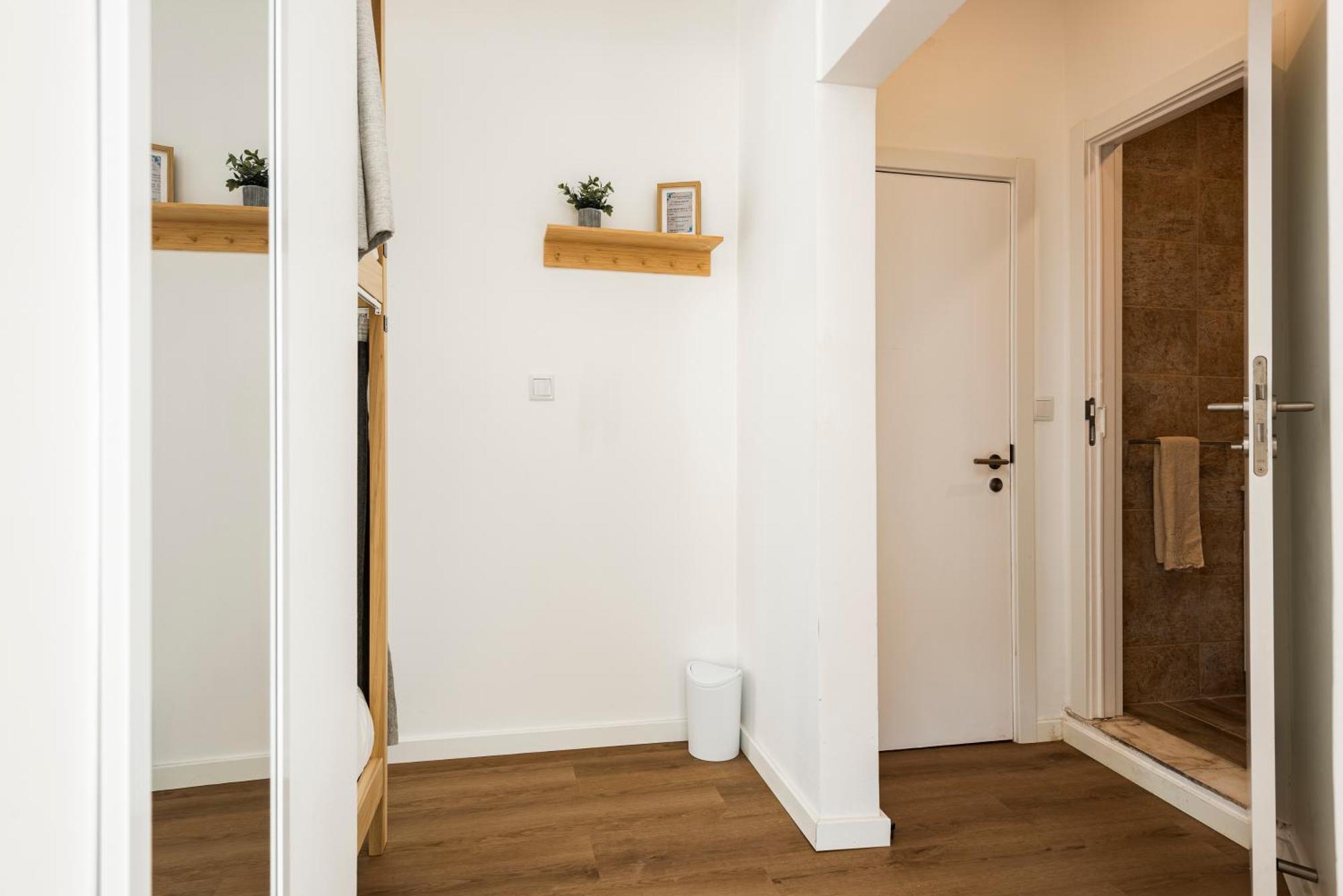 Madalena Hostel E Suites Фару Экстерьер фото
