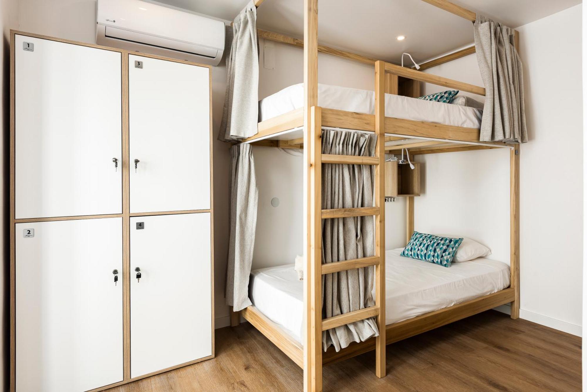 Madalena Hostel E Suites Фару Экстерьер фото