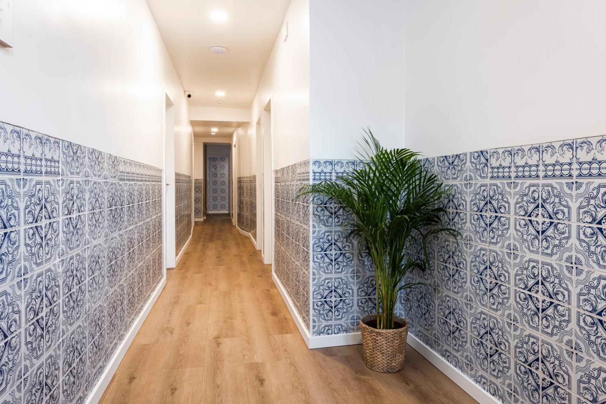 Madalena Hostel E Suites Фару Экстерьер фото
